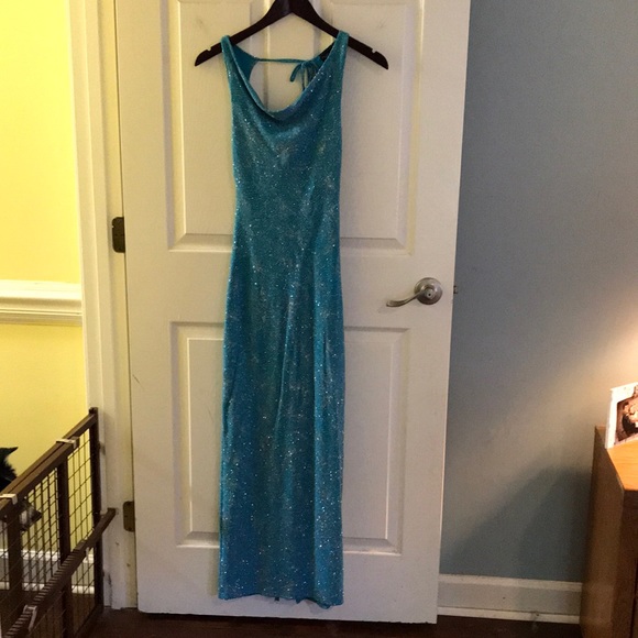 Dress - Picture 1 of 3